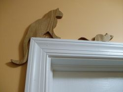 Fine Crafts - Wooden Cat And Mouse Door Topper
