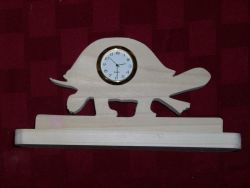 Fine Crafts - Wooden Turtle Shaped Mini Desk Clock